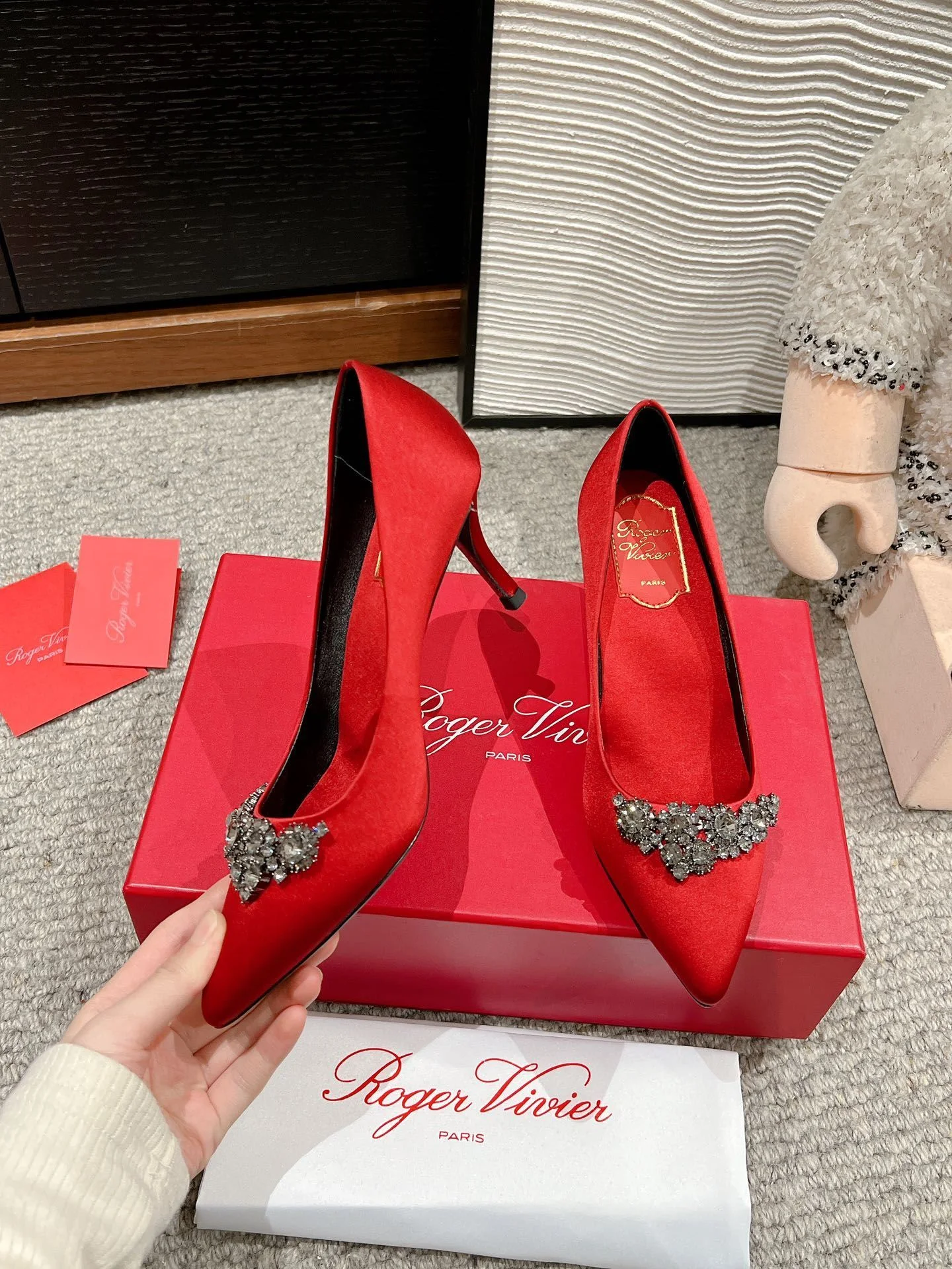 UrbanStyle Roger Vivier Shoes 5886