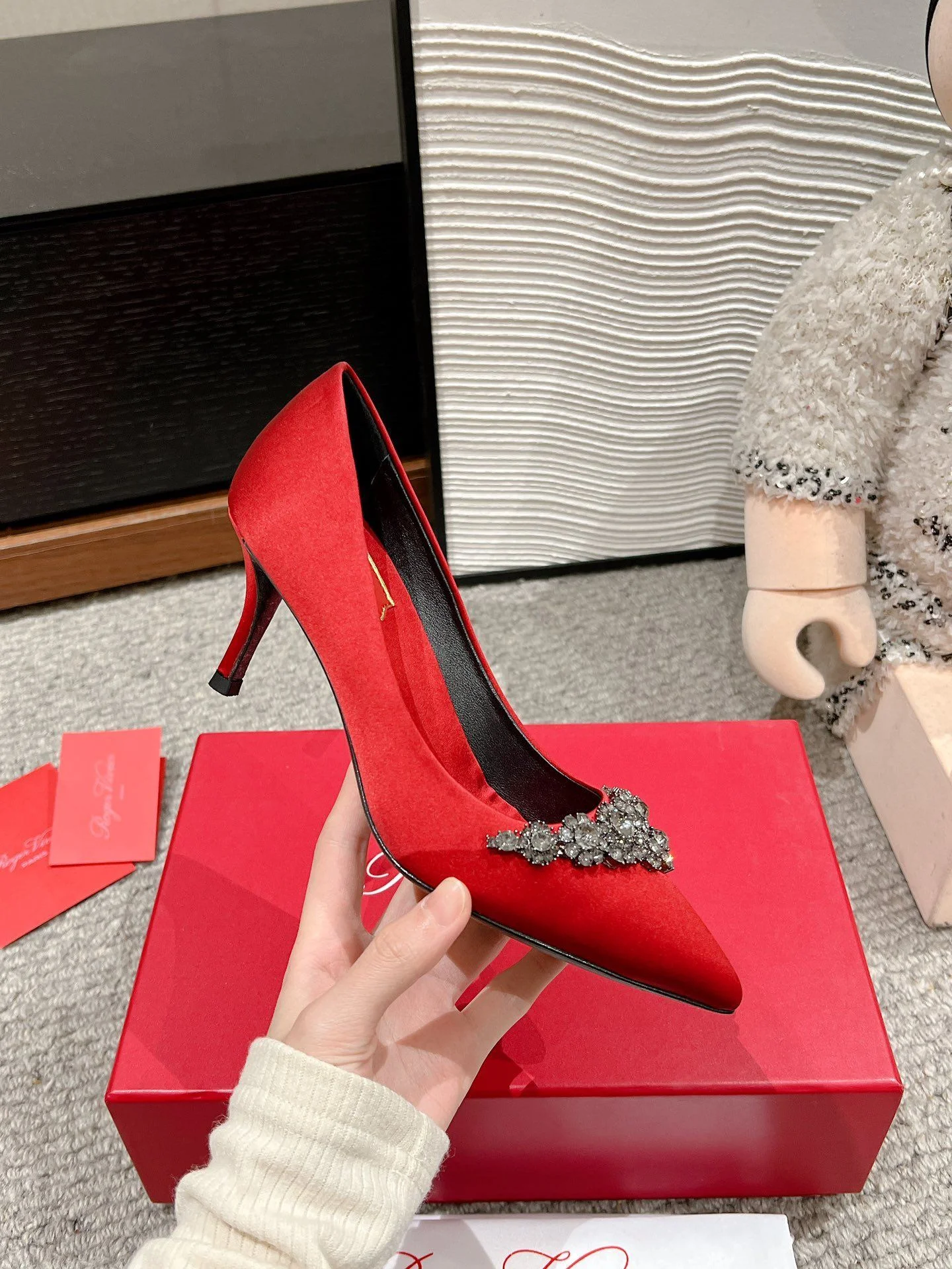 UrbanStyle Roger Vivier Shoes 5886