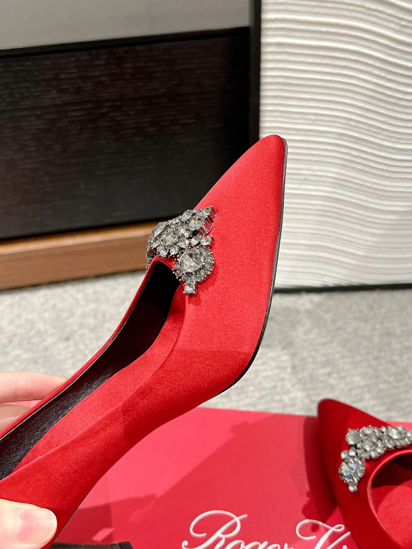 UrbanStyle Roger Vivier Shoes 5886