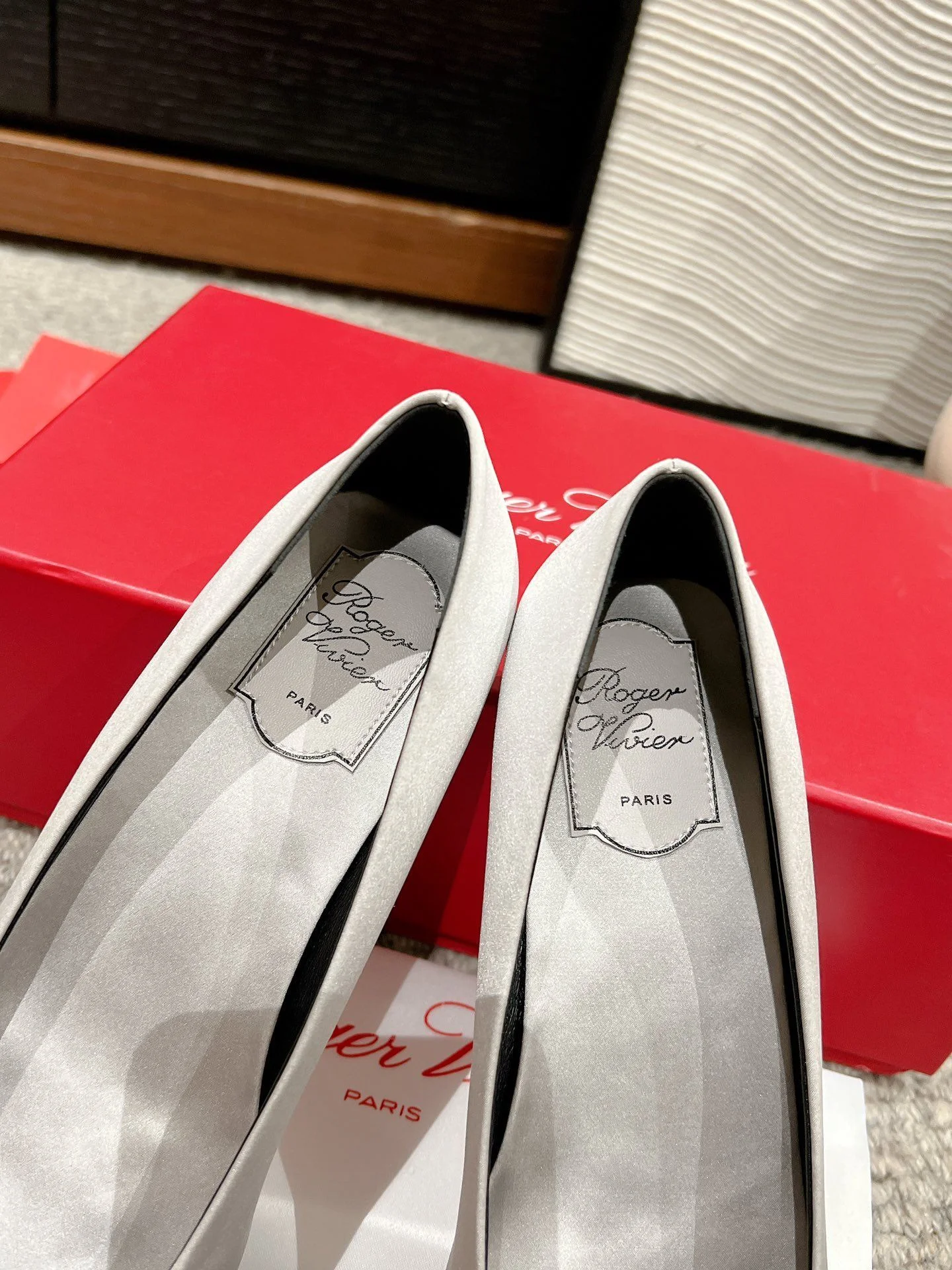 Roger Vivier Shoes Refined 5851