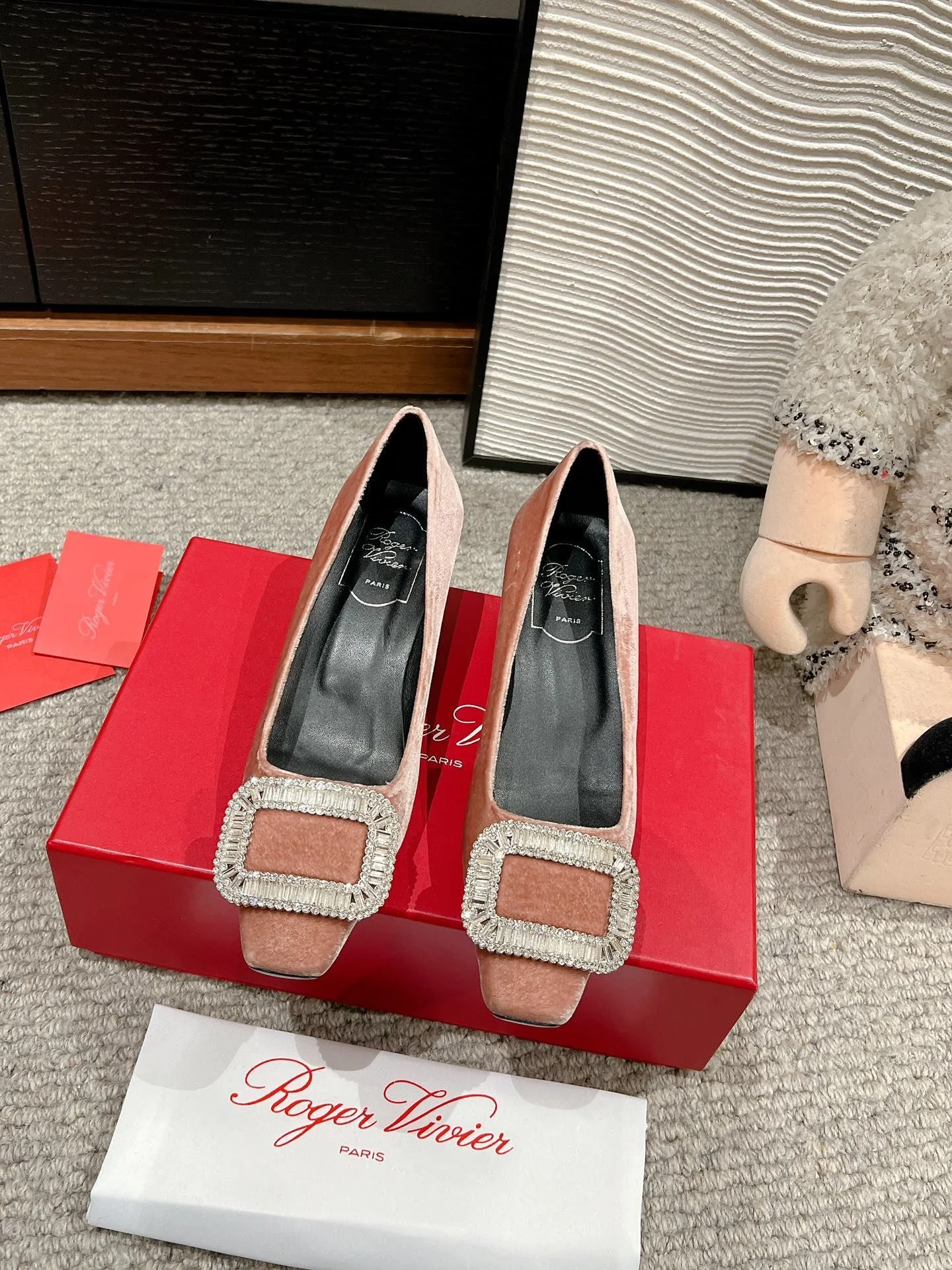 Roger Vivier Shoes TechFriendly 5819