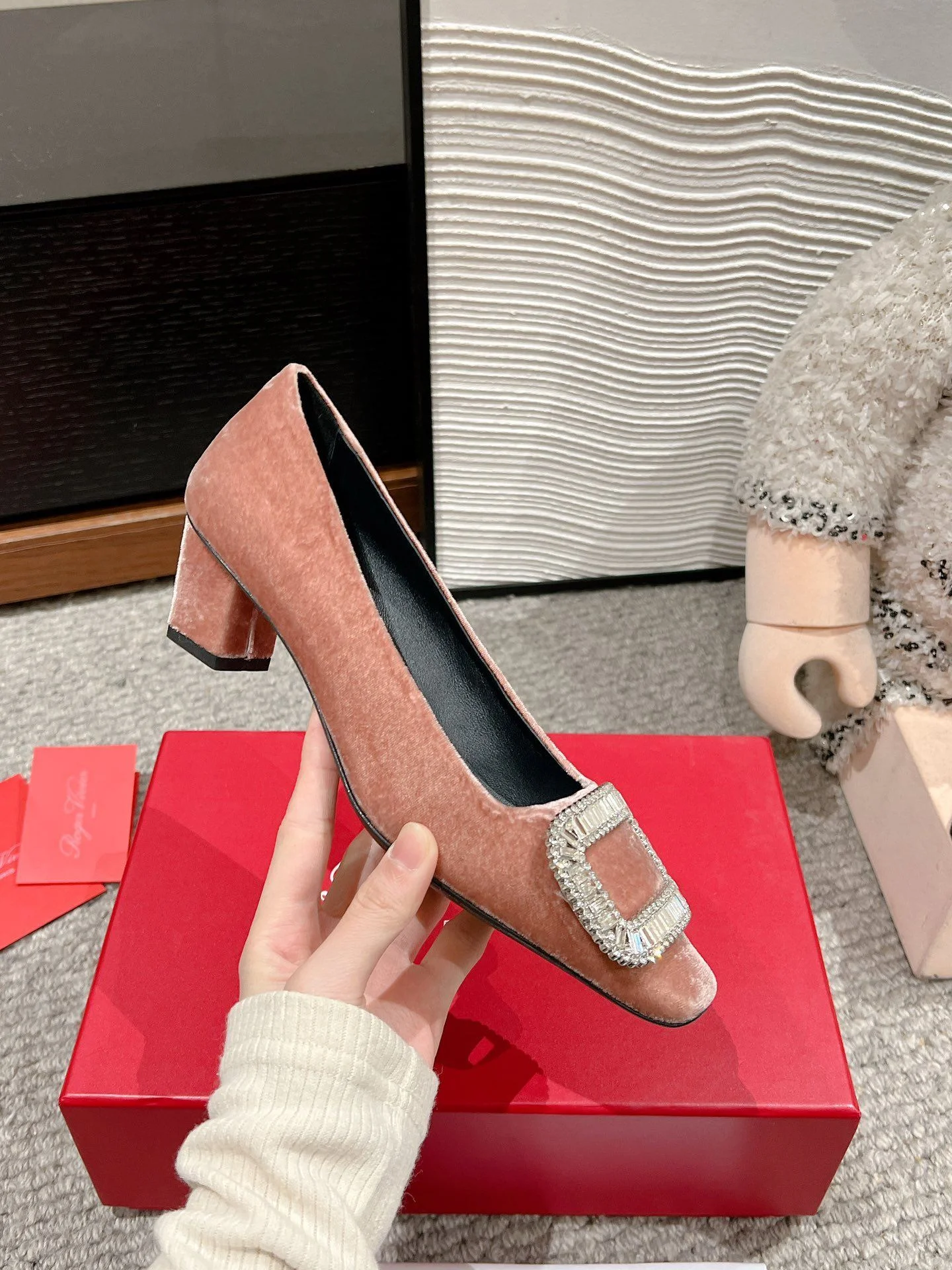Roger Vivier Shoes TechFriendly 5819