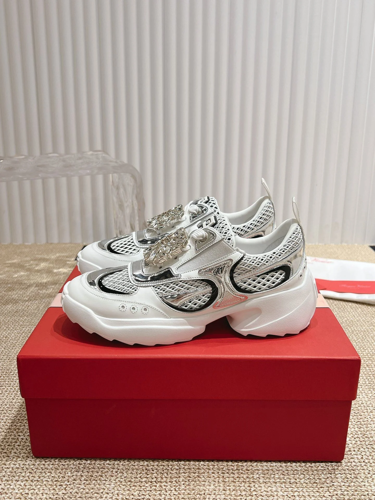 Roger Vivier Shoes TechFriendly 5830