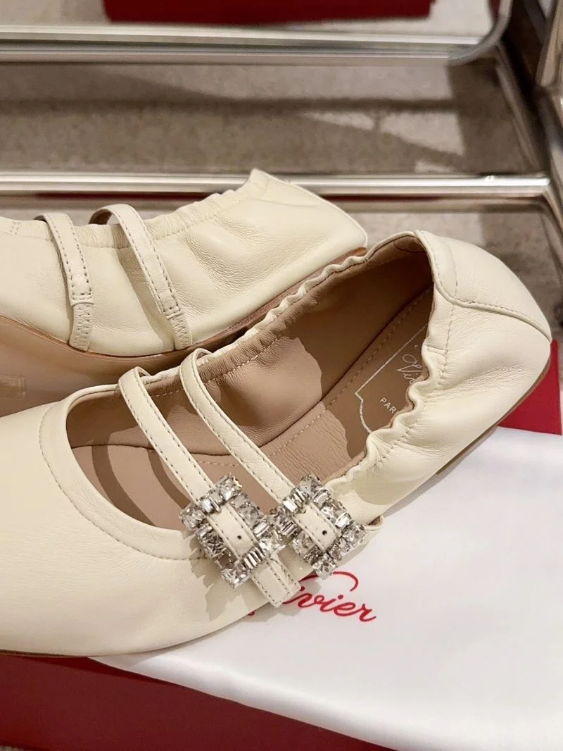 Roger Vivier Shoes Unique 5811