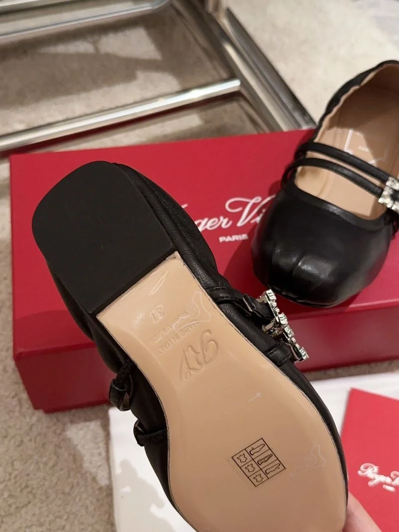 Roger Vivier Shoes MoistureWicking 5808