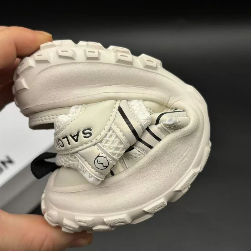 SALOMON SHOES OdorResistant 29135