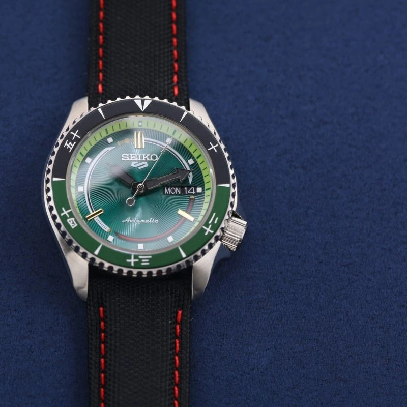 Sleek SEIKO Watches 202795