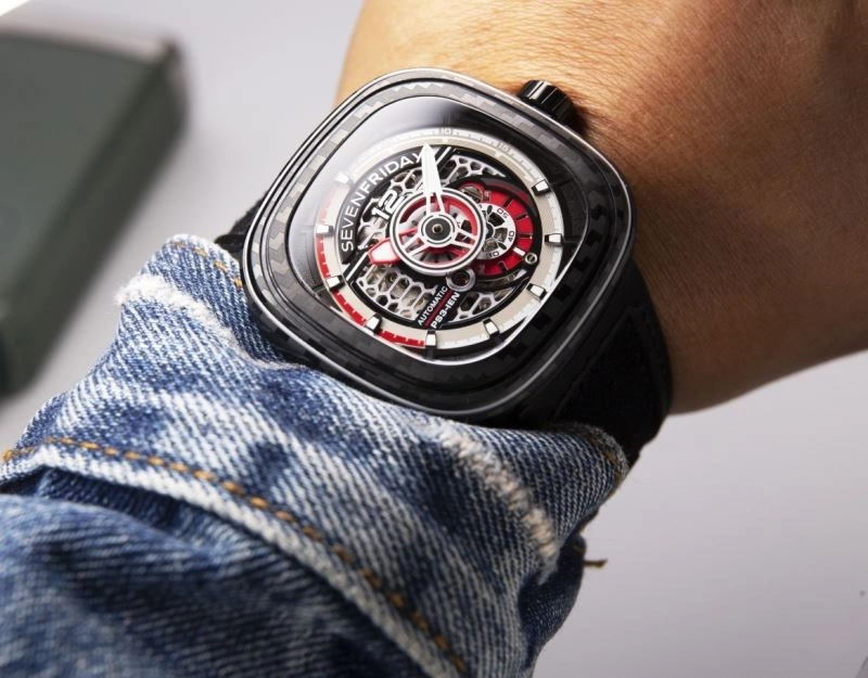 SEVENFRIDAY Watches Lightweight 202843