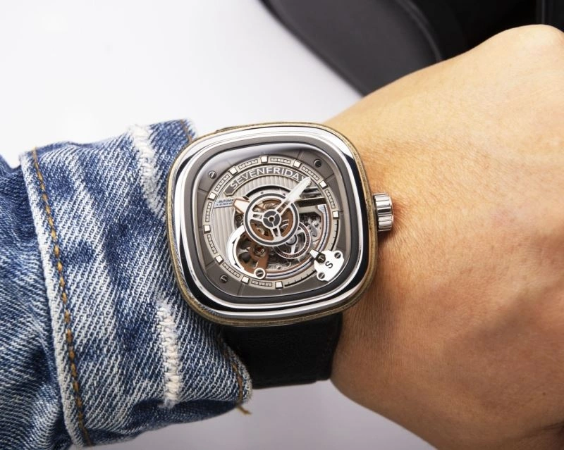 RelaxedFit SEVENFRIDAY Watches 202842