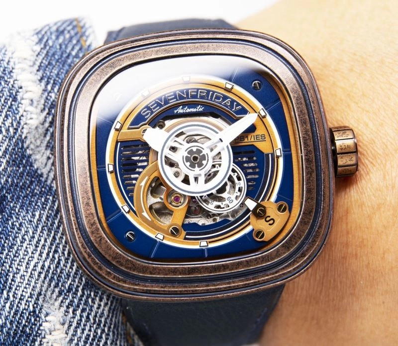 SmoothTexture SEVENFRIDAY Watches 202847