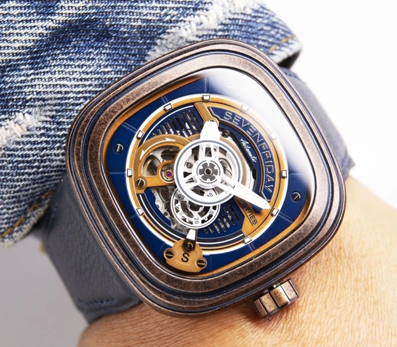 SmoothTexture SEVENFRIDAY Watches 202847