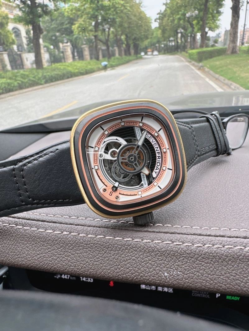 SEVENFRIDAY Watches Casual 202831
