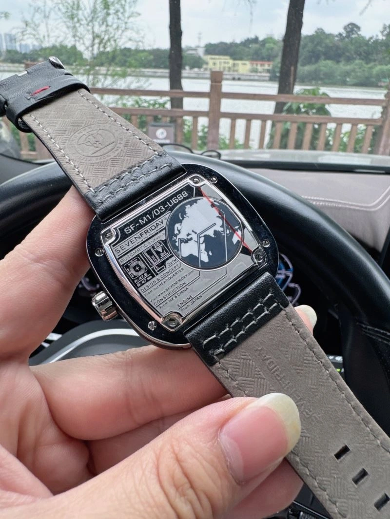 SEVENFRIDAY Watches Comfortable 202834