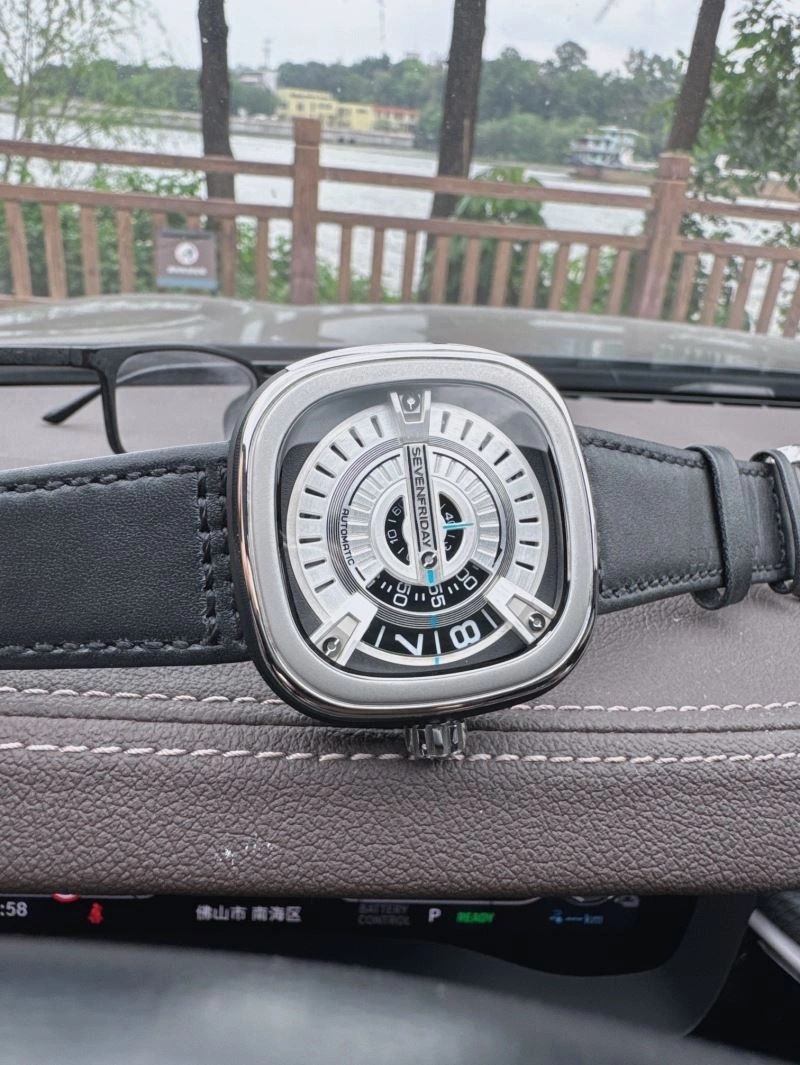 MultiPurpose SEVENFRIDAY Watches 202848