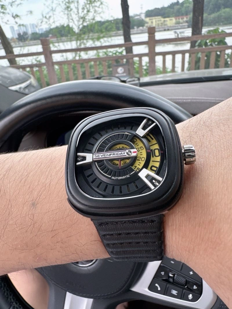 FlexibleFit SEVENFRIDAY Watches 202849
