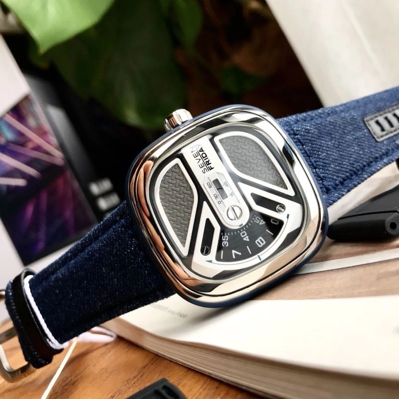 Effortless SEVENFRIDAY Watches 202827