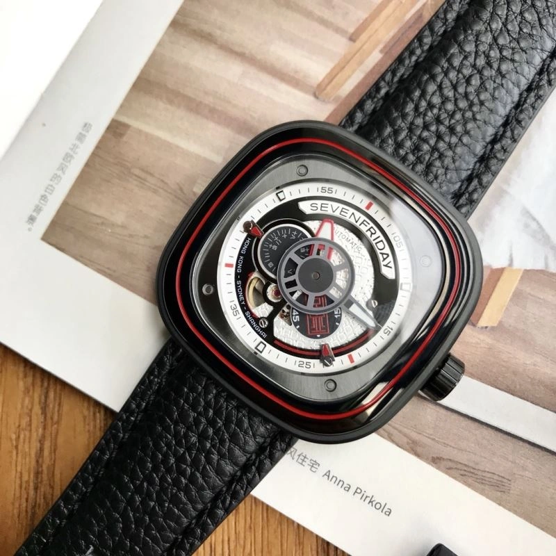 Compact SEVENFRIDAY Watches 202830