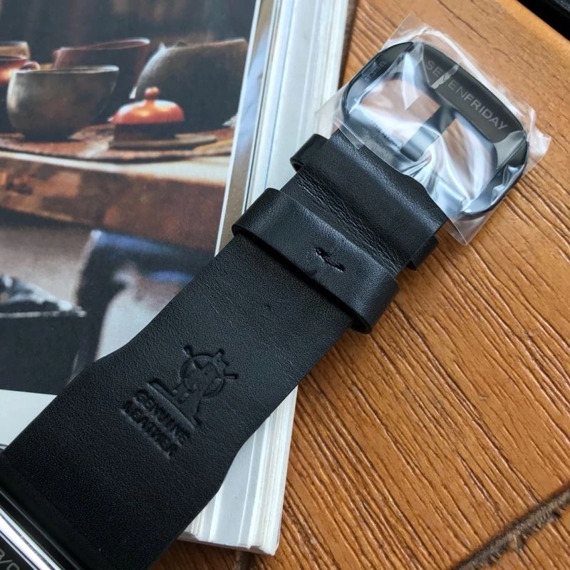 SEVENFRIDAY Watches Compact 202823