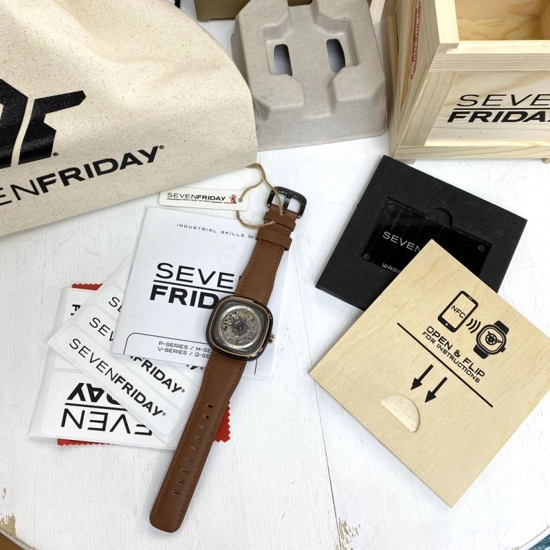 SEVENFRIDAY Watches ModernLook 202817