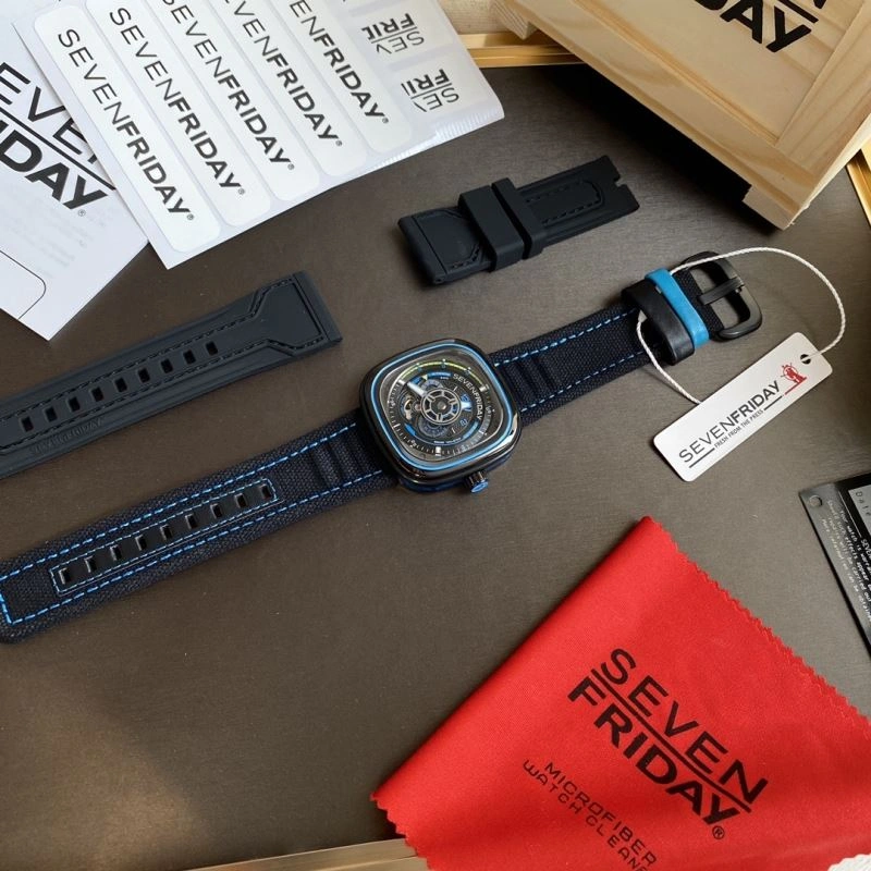SEVENFRIDAY Watches MoistureWicking 202801