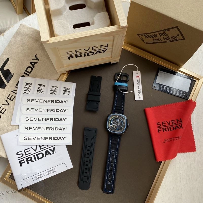 SEVENFRIDAY Watches MoistureWicking 202801