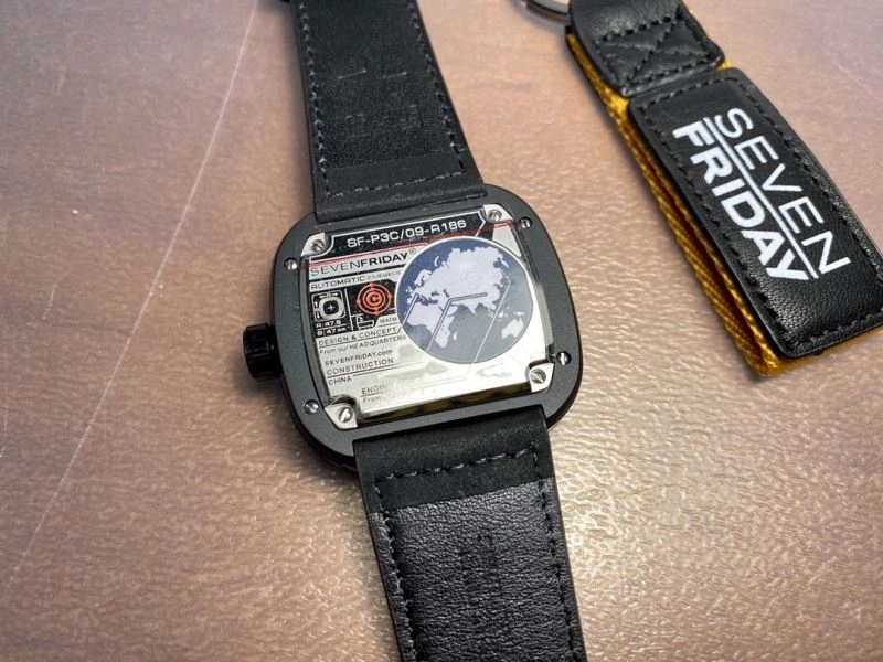 SEVENFRIDAY Watches Supportive 202782
