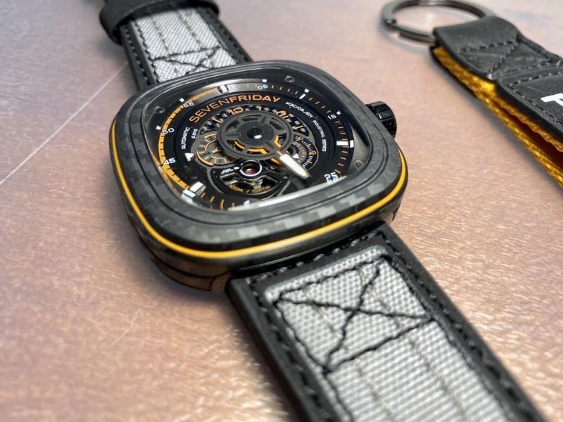SEVENFRIDAY Watches Supportive 202782