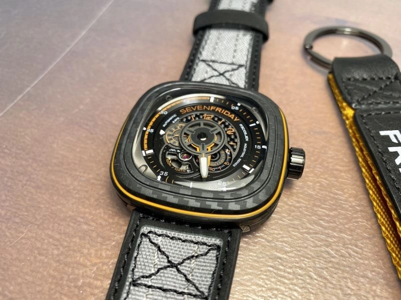 SEVENFRIDAY Watches Supportive 202782
