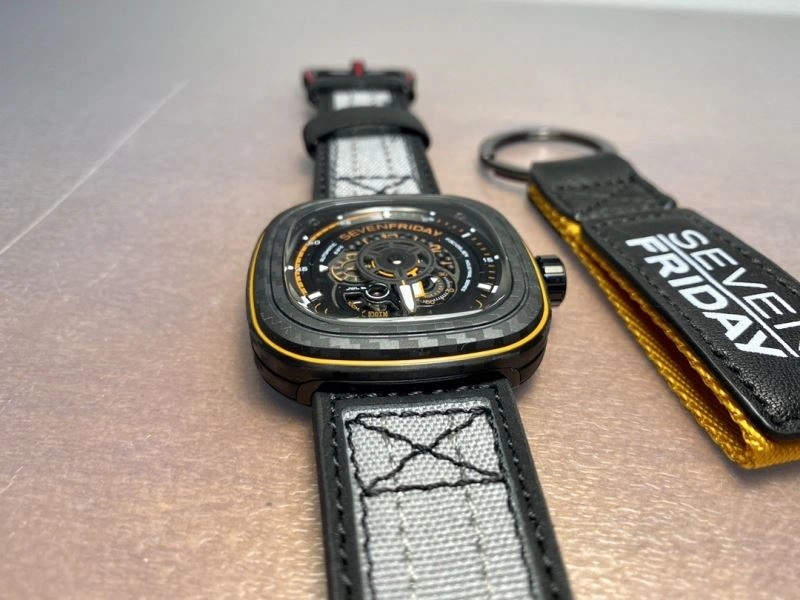 SEVENFRIDAY Watches Supportive 202782