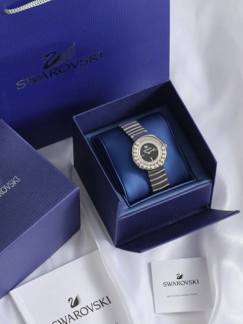 EyeCatching SWAROVSKI Watches 202950