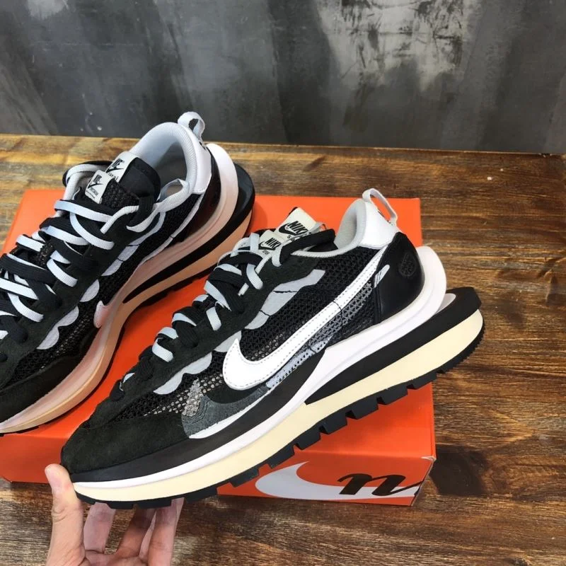 Sacai x Nike VaporWaffle Shoes Elegant 33381