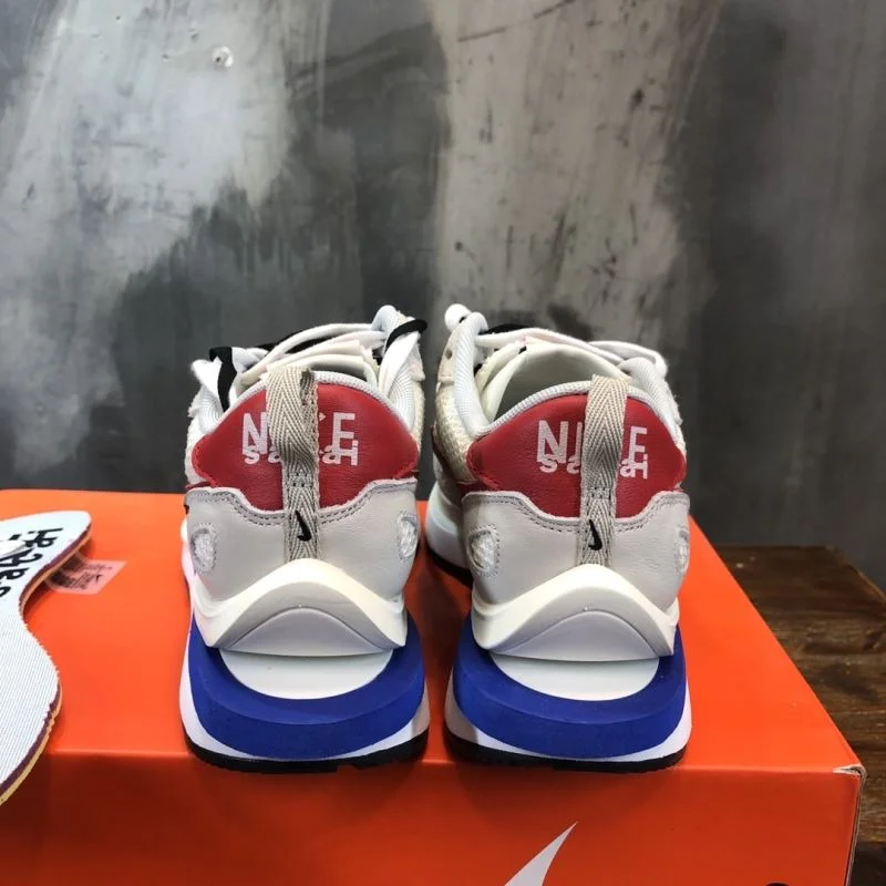 Vibrant Sacai x Nike VaporWaffle Shoes 33394