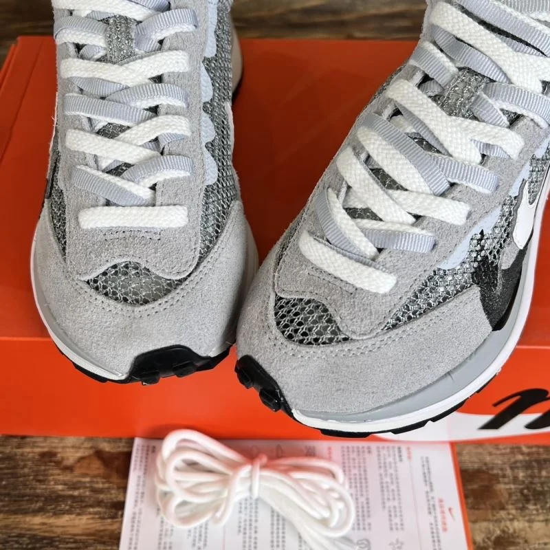 Lightweight Sacai x Nike VaporWaffle Shoes 33392