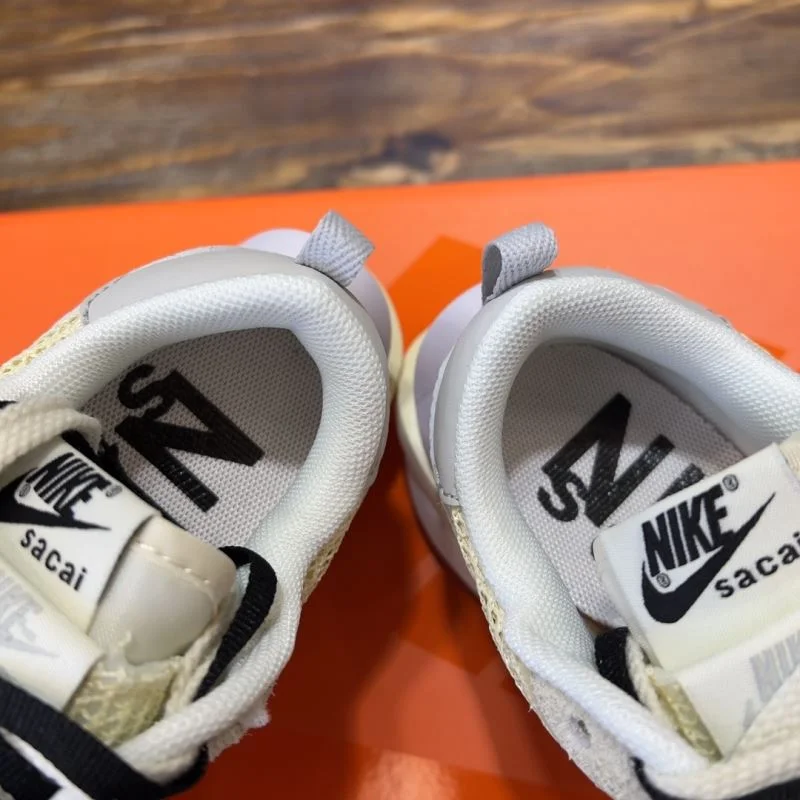 Modern Sacai x Nike VaporWaffle Shoes 33370