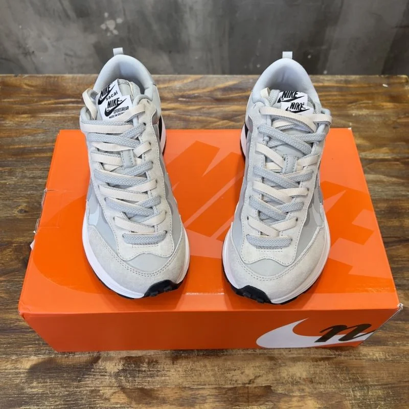 Sacai x Nike VaporWaffle Shoes Effortless 33369