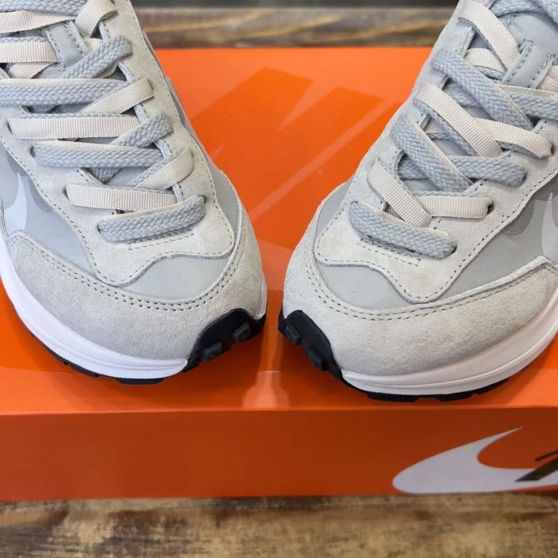 Sacai x Nike VaporWaffle Shoes Effortless 33369