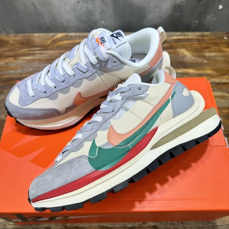 Stylish Sacai x Nike VaporWaffle Shoes 33377