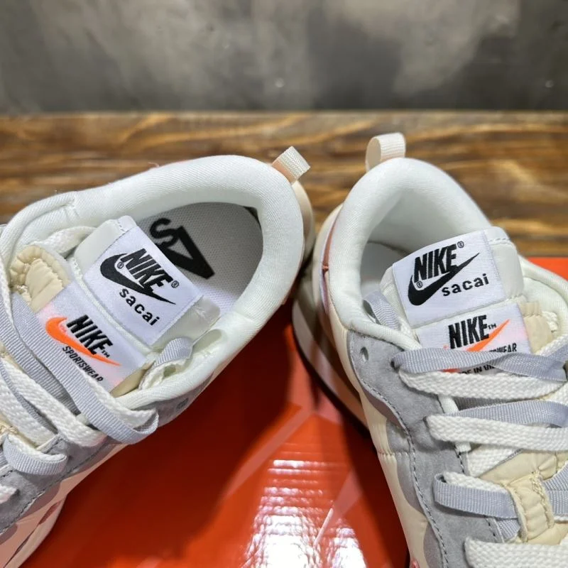 Stylish Sacai x Nike VaporWaffle Shoes 33377