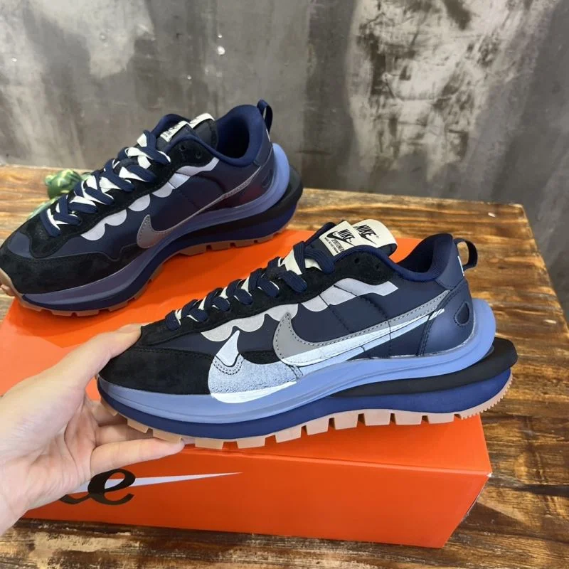 Sacai x Nike VaporWaffle Shoes Bold 33364