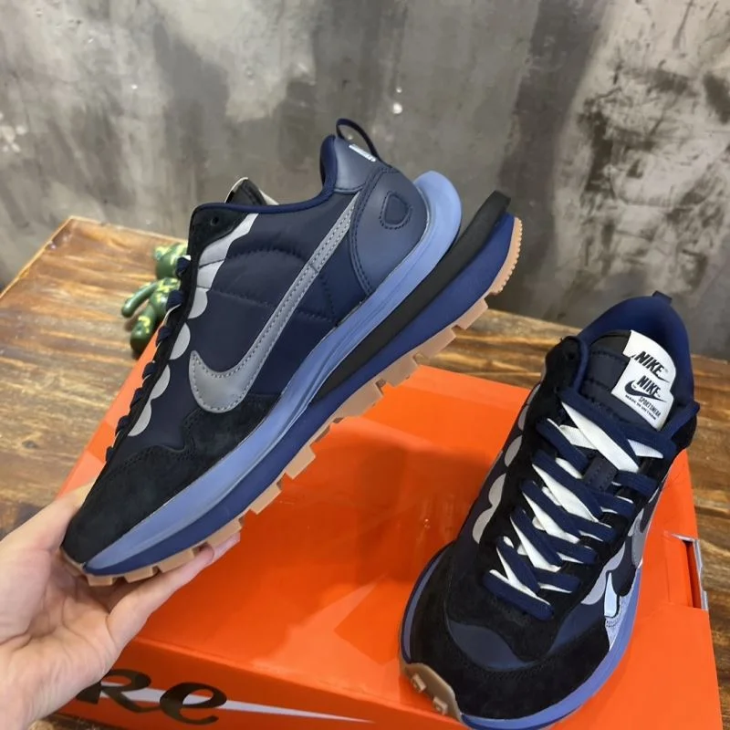 Sacai x Nike VaporWaffle Shoes Bold 33364