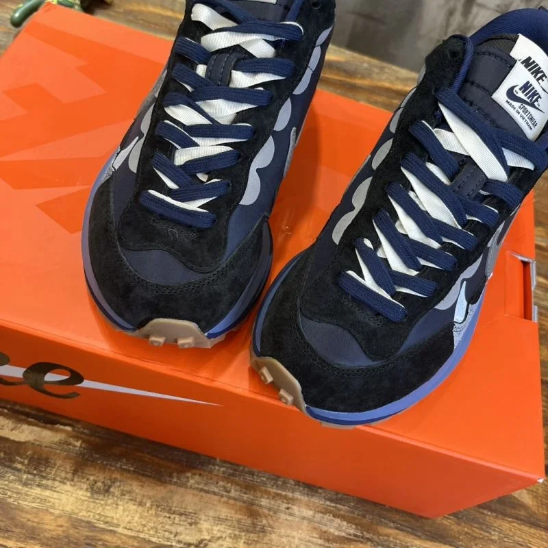Sacai x Nike VaporWaffle Shoes Bold 33364