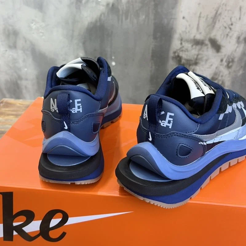 Sacai x Nike VaporWaffle Shoes Bold 33364