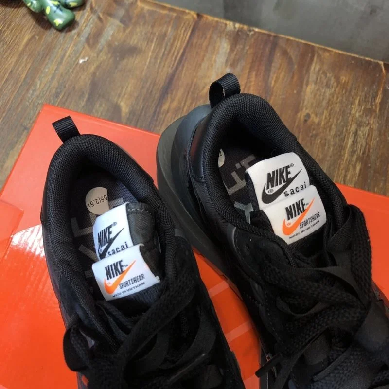 Bold Sacai x Nike VaporWaffle Shoes 33362