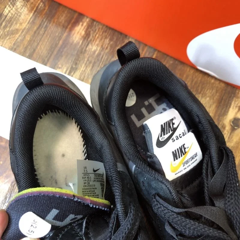Bold Sacai x Nike VaporWaffle Shoes 33362