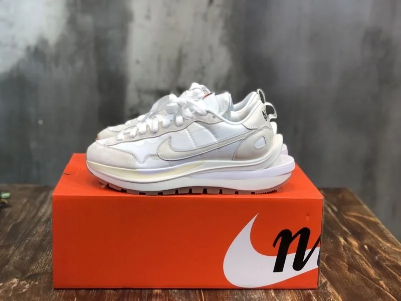 Sacai x Nike VaporWaffle Shoes EyeCatching 33361