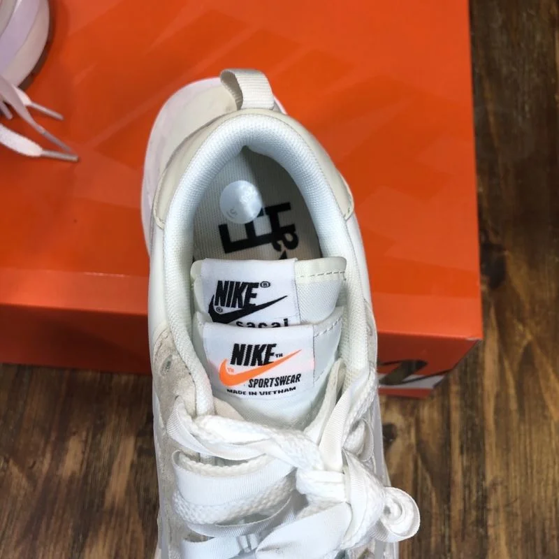 Sacai x Nike VaporWaffle Shoes EyeCatching 33361