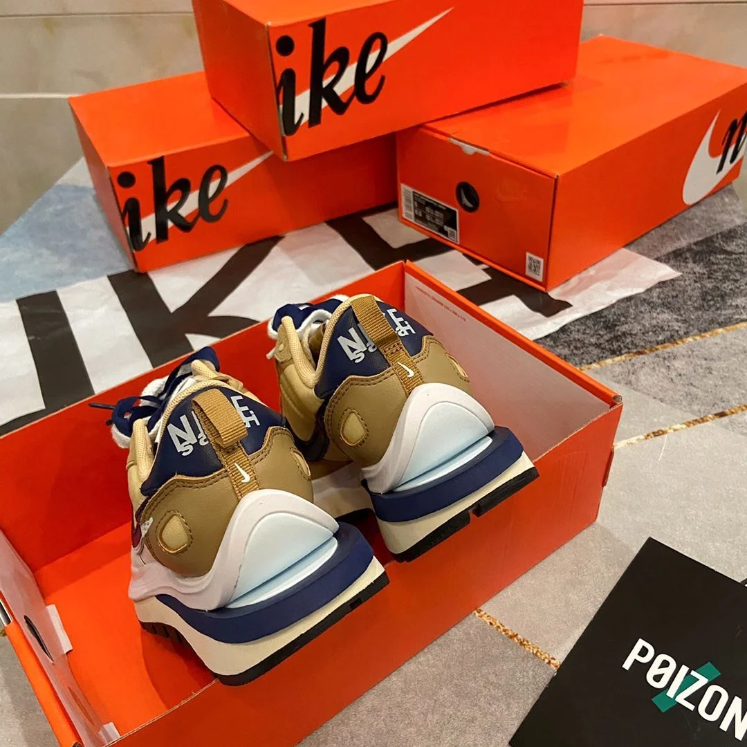 Sacai x Nike VaporWaffle Shoes EyeCatching 33487