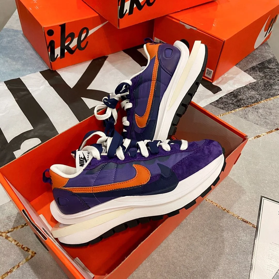 Effortless Sacai x Nike VaporWaffle Shoes 33485
