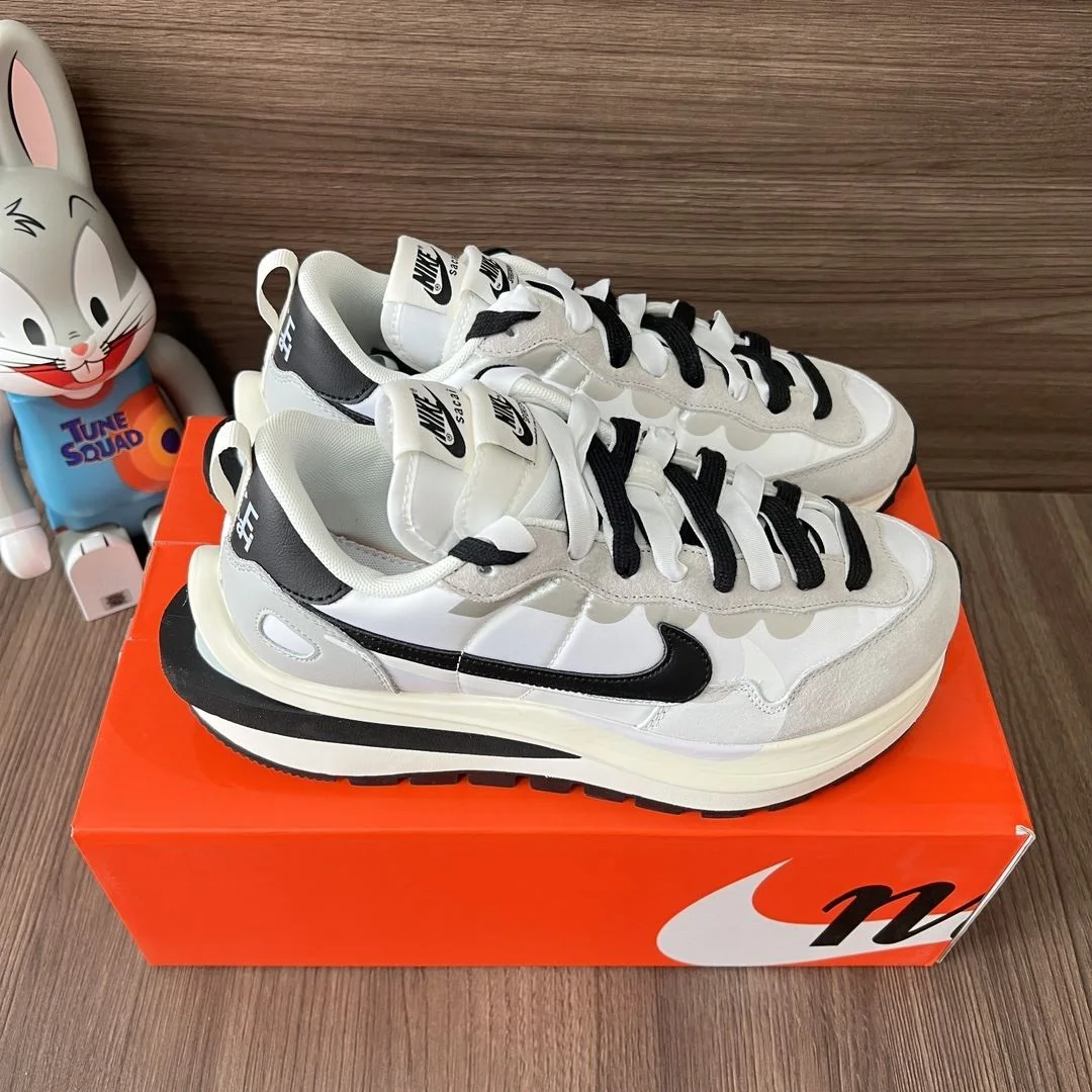 Sacai x Nike VaporWaffle Shoes Trendsetting 33467
