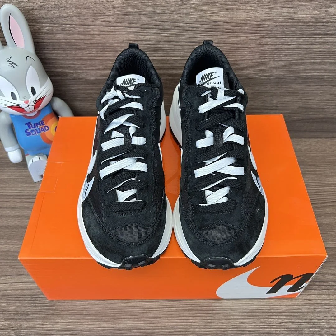 Neat Sacai x Nike VaporWaffle Shoes 33472